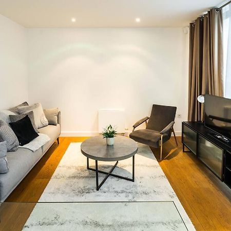 Appartamento Chic And Spacious Flat Near Bond Street Londra Esterno foto