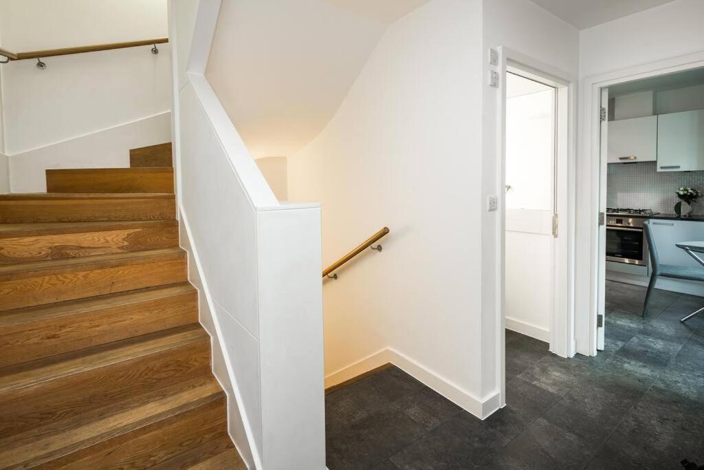 Appartamento Chic And Spacious Flat Near Bond Street Londra Esterno foto